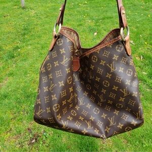 AUTHENTIC Louis Vuitton Delightful Mm Shouder Bag